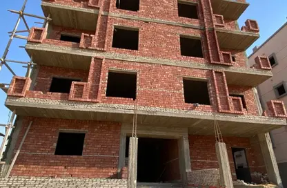Apartment - 3 Bedrooms - 2 Bathrooms for sale in Bait Alwatan - The 5th Settlement - New Cairo City - Cairo