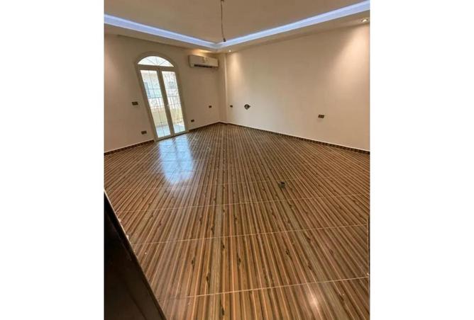 8194333 - Property Image 2