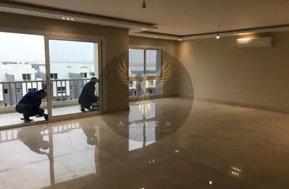 Apartment - 4 Bedrooms - 3 Bathrooms for rent in Hyde Park - New Cairo City - Cairo