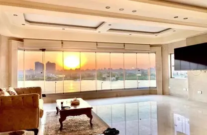 Apartment - 4 Bedrooms - 5 Bathrooms for sale in Cornish El Nile St. - Maadi - Hay El Maadi - Cairo