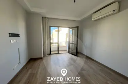 Apartment - 2 Bedrooms - 3 Bathrooms for rent in Westown - Sheikh Zayed Compounds - Sheikh Zayed City - Giza