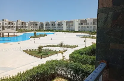 شقة - 2 غرف نوم - 2 حمامات للبيع في سي فيو - راس الحكمة - الساحل الشمالي