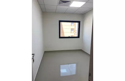 Medical Facility - Studio - 1 Bathroom for rent in Ganoob El Acadimia - New Cairo City - Cairo