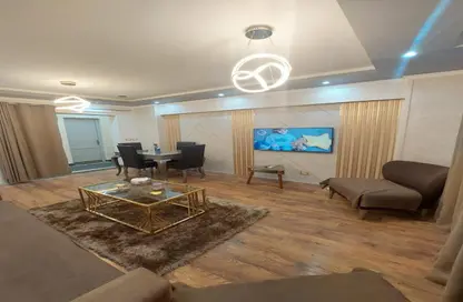 Apartment - 2 Bedrooms - 1 Bathroom for rent in El Rehab Extension - Al Rehab - New Cairo City - Cairo