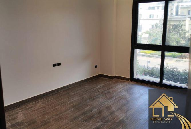 8518064 - Property Image 2