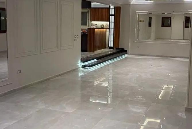 8340461 - Property Image 2