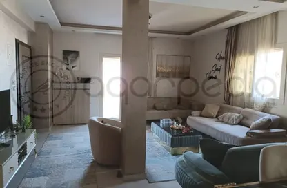 شقة - 3 غرف نوم - 2 حمامات للبيع في شرق الاكاديمية - مدينة القاهرة الجديدة - القاهرة