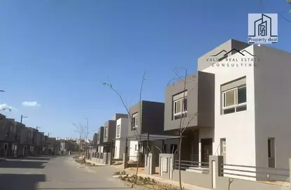 Villa - 5 Bedrooms - 4 Bathrooms for sale in Etapa - Sheikh Zayed Compounds - Sheikh Zayed City - Giza