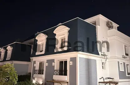 Apartment - 1 Bedroom - 2 Bathrooms for sale in Mountain View iCity - 5th Settlement Compounds - The 5th Settlement - New Cairo City - Cairo