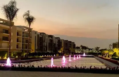 Apartment - 3 Bedrooms - 2 Bathrooms for sale in Fifth Square - The 5th Settlement - New Cairo City - Cairo