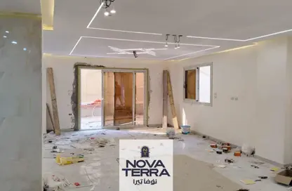 Apartment - 3 Bedrooms - 3 Bathrooms for sale in 16th District - Sheikh Zayed City - Giza