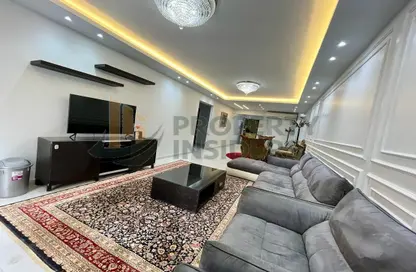 شقة - 2 غرف نوم - 2 حمامات للايجار في شارع السودان - المهندسين - الجيزة