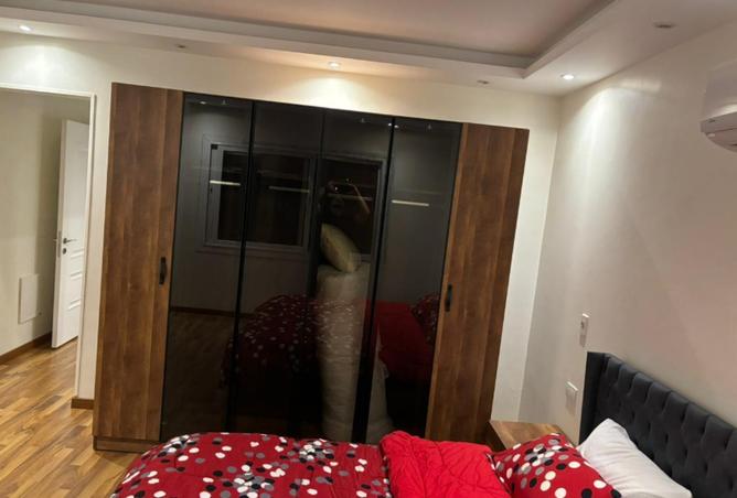 8042375 - Property Image 2