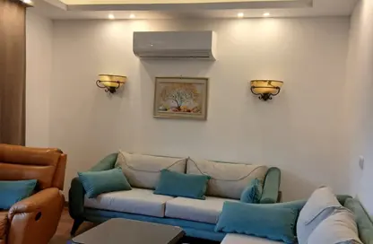 Apartment - 4 Bedrooms - 3 Bathrooms for rent in Stone Residence - 5th Settlement Compounds - The 5th Settlement - New Cairo City - Cairo Apartment - 4 Bedrooms - 3 Bathrooms for rent in Stone Residence - 5th Settlement Compounds - The 5th Settlement - New Cairo City - Cairo