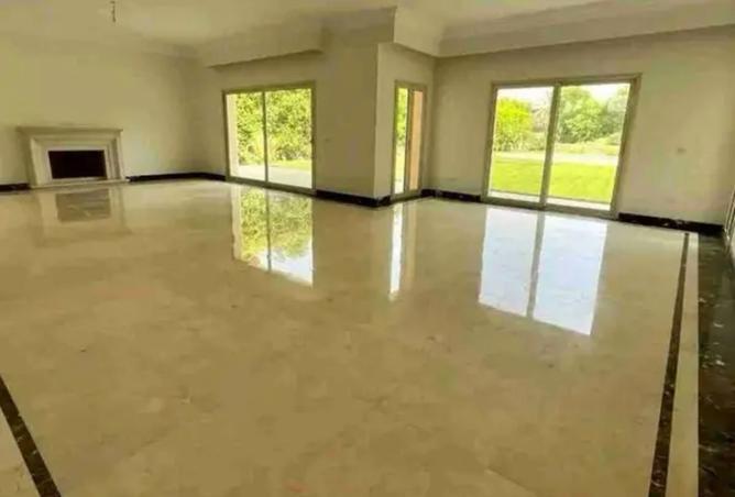 8372560 - Property Image 3