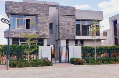 Villa - 4 Bedrooms - 3 Bathrooms for sale in Sun Capital - Fayoum Desert road - 6 October City - Giza
