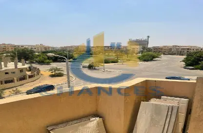 Apartment - 5 Bedrooms - 2 Bathrooms for sale in Doctor Mohamed Youssef St. - El Banafseg 7 - El Banafseg - New Cairo City - Cairo