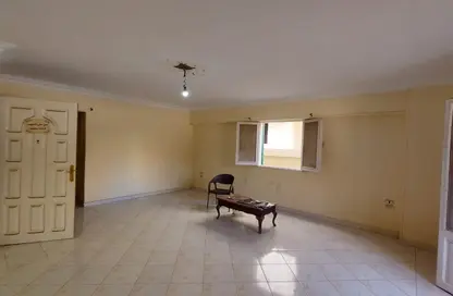 Apartment - 3 Bedrooms - 1 Bathroom for rent in El Mearag City - Zahraa El Maadi - Hay El Maadi - Cairo