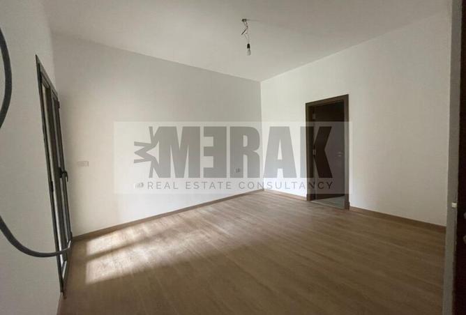 8421068 - Property Image 2