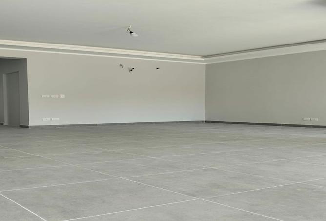 8267103 - Property Image 2