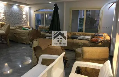 Apartment - 2 Bedrooms - 2 Bathrooms for sale in Stone Residence - 5th Settlement Compounds - The 5th Settlement - New Cairo City - Cairo