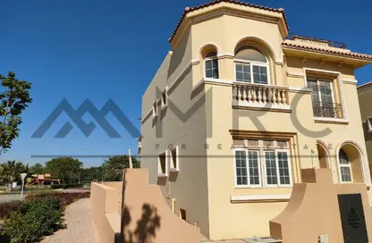 Villa - 3 Bedrooms - 4 Bathrooms for sale in Hyde Park - 5th Settlement Compounds - The 5th Settlement - New Cairo City - Cairo