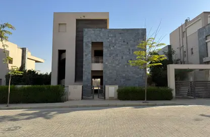 Villa - 5 Bedrooms - 5 Bathrooms for sale in Al Karma Gates - New Zayed City - Sheikh Zayed City - Giza