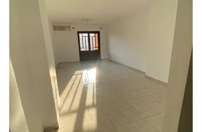 Apartment - 3 Bedrooms - 2 Bathrooms for sale in Al Rehab - New Cairo City - Cairo