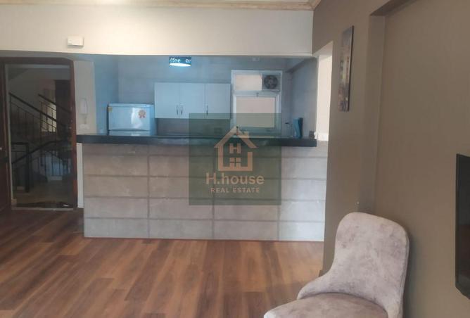 8253120 - Property Image 2