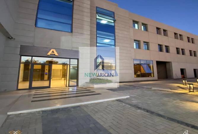 8366043 - Property Image 3