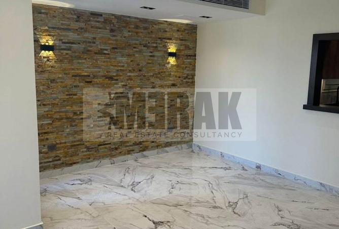 7670463 - Property Image 3