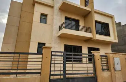 فيلا - 3 غرف نوم - 3 حمامات للبيع في الما - الحي الثاني - الشيخ زايد - الجيزة