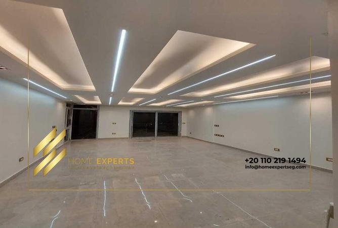 8389950 - Property Image 2