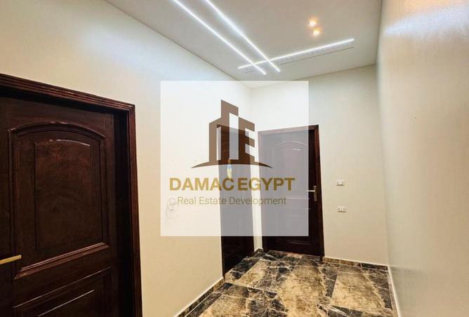 8323660 - Property Image 2