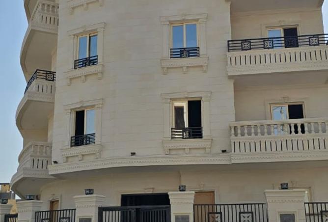 7935037 - صورة العقار 3