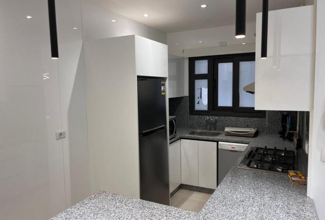 8060777 - Property Image 3