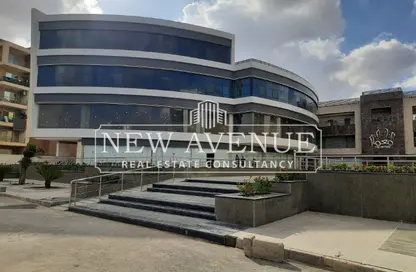 Retail - Studio - 2 Bathrooms for rent in El Koronfel - The 5th Settlement - New Cairo City - Cairo