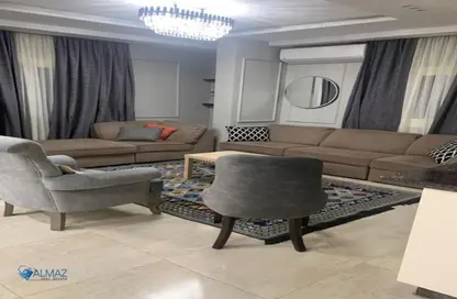 شقة - 3 غرف نوم - 2 حمامات للايجار في شارع الجزيرة - المستثمرين الجنوبية - مدينة القاهرة الجديدة - القاهرة