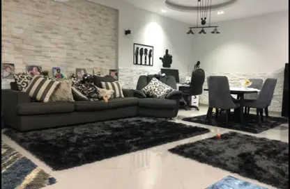 Apartment - 2 Bedrooms - 1 Bathroom for sale in South Investors Area - New Cairo City - Cairo