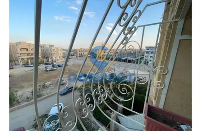 شقة - 3 غرف نوم - 2 حمامات للبيع في الحي العاشر - الشيخ زايد - الجيزة