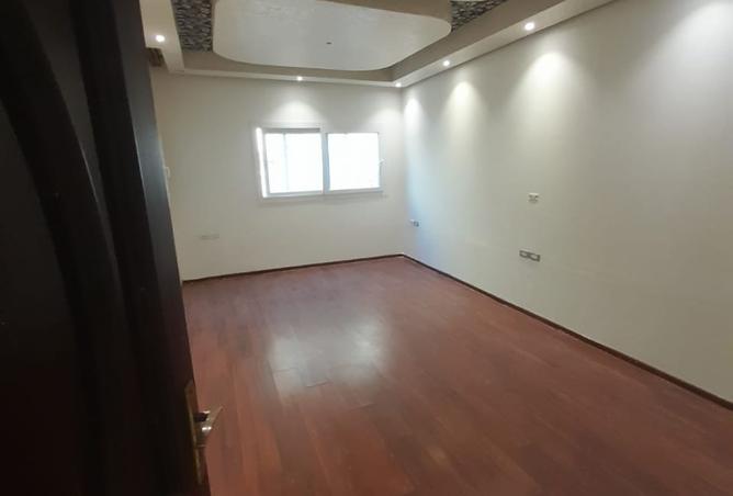 8452485 - Property Image 2