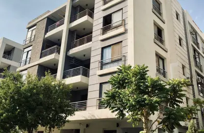 Apartment - 3 Bedrooms - 4 Bathrooms for sale in Taj City - 5th Settlement Compounds - The 5th Settlement - New Cairo City - Cairo