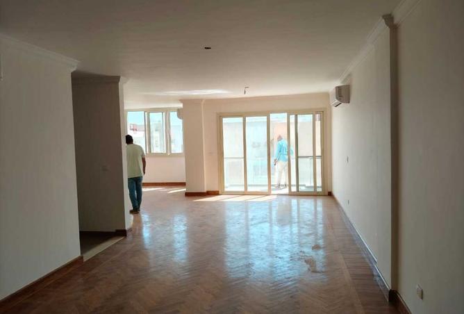 8160311 - Property Image 2