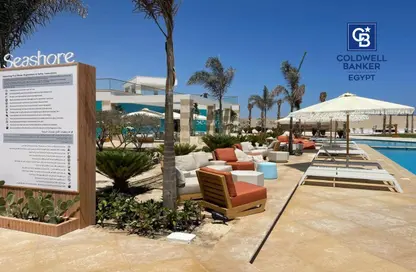 Chalet - 2 Bedrooms - 2 Bathrooms for sale in Seashore - Ras Al Hekma - North Coast