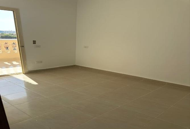 8008338 - Property Image 2