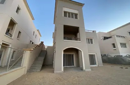 Villa - 5 Bedrooms - 6 Bathrooms for rent in Street Of Dreams - Uptown Cairo - Mokattam - Cairo
