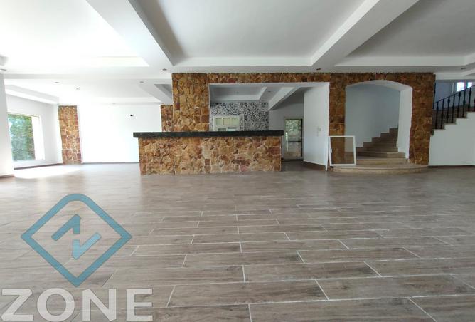 7985888 - Property Image 2