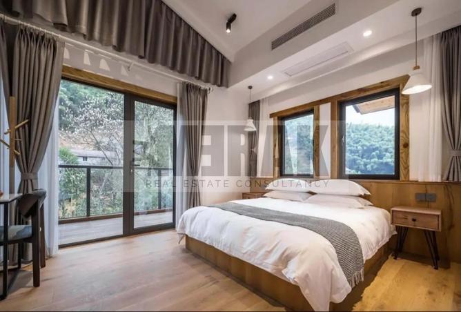 8450416 - Property Image 3