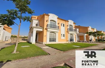 Twin House - 5 Bedrooms - 4 Bathrooms for rent in Layan Residence - 5th Settlement Compounds - The 5th Settlement - New Cairo City - Cairo