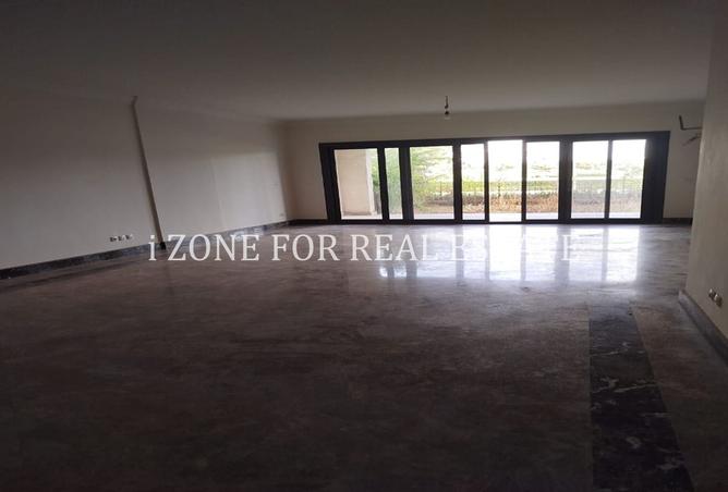 8318748 - Property Image 2